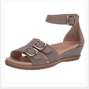 NWT DANSKO Astrid Stone Wedge Comfort Sandals 10.5-11